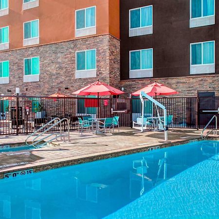 Towneplace Suites By Marriott Bakersfield West Екстер'єр фото