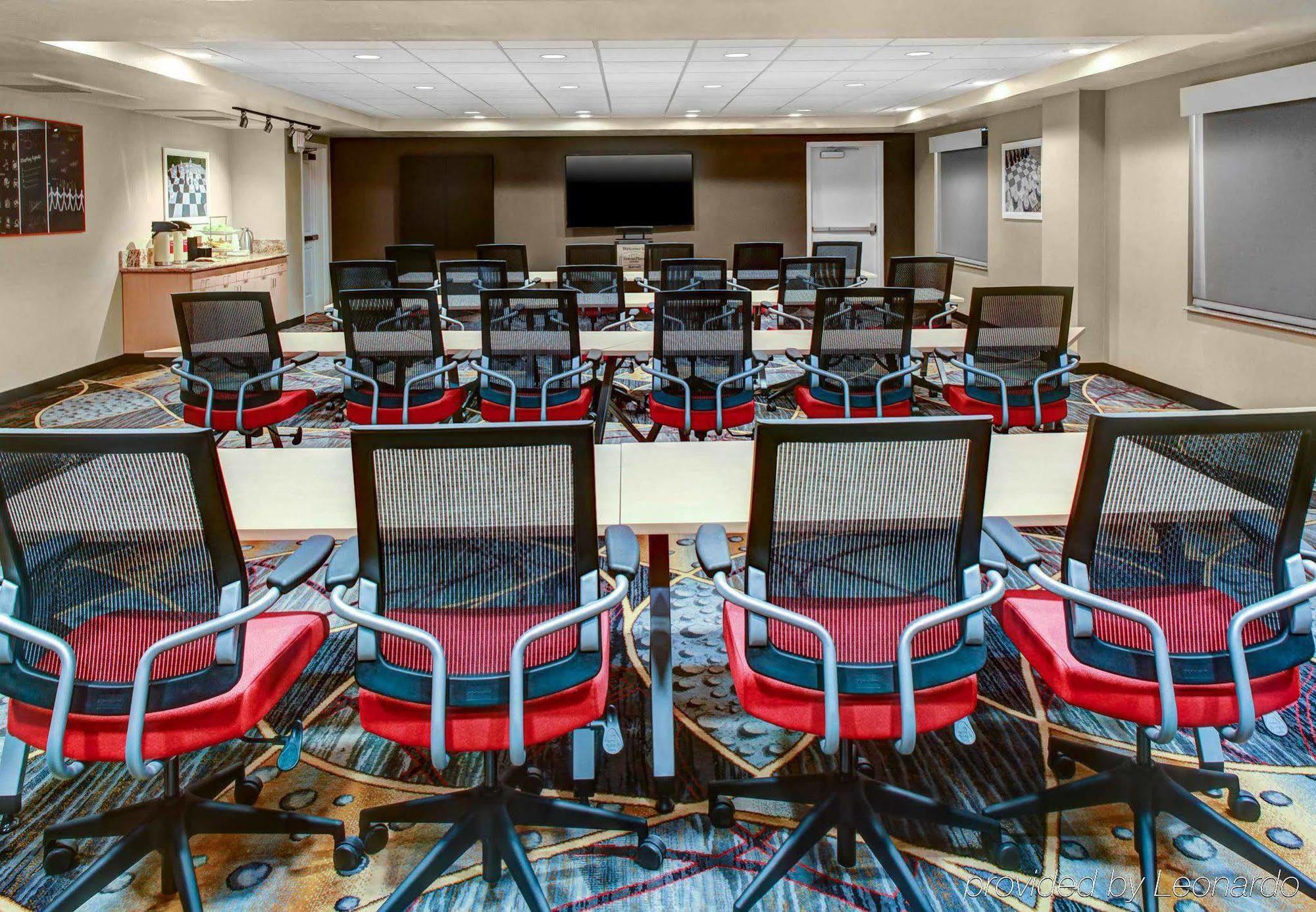 Towneplace Suites By Marriott Bakersfield West Екстер'єр фото