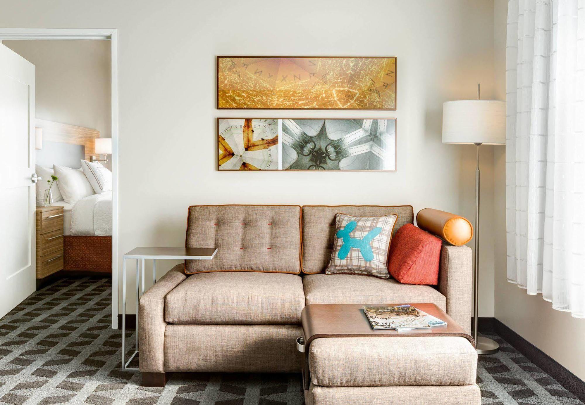 Towneplace Suites By Marriott Bakersfield West Екстер'єр фото